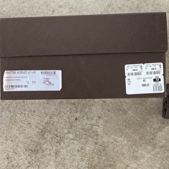 Red Gucci leather high tops - Picture 6 of 7